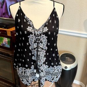 LUQ Top with Tassel Tie. Size Large. NWT